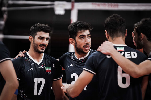 سرمربی تیم ملی والیبال ایران ۱۴ والیبالیست شرکت کننده در مسابقات قهرمانی مردان آسیا را به طور رسمی اعلام کرد.